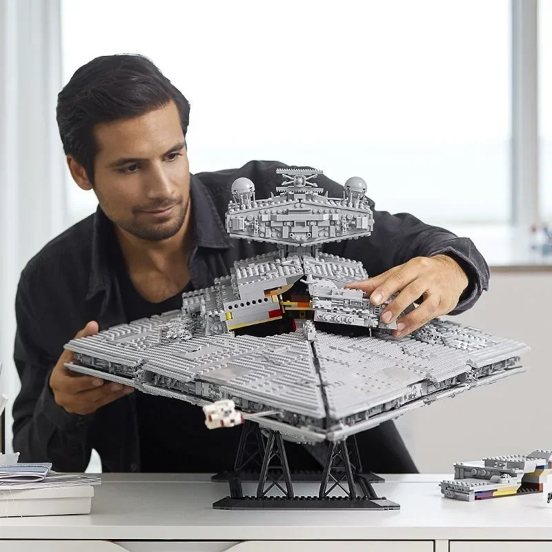 Bandai Unique Assembly Toy Set - Event Launch Party reseña y precio